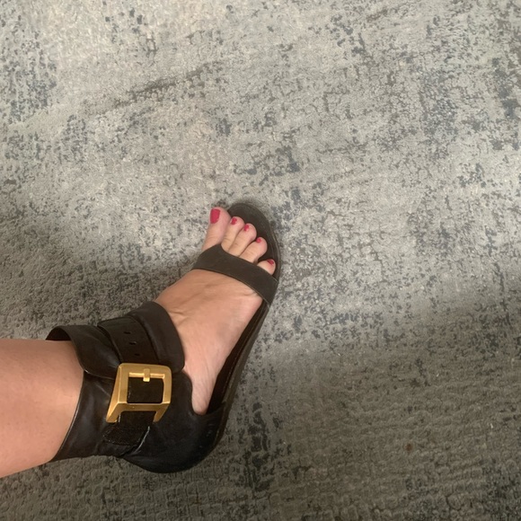 BCBGMaxAzria Wedge Sandals - Black - Size 9 1/2 - Picture 10 of 10